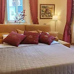 Residenza Al Pantheon - Rh Collection 게스트하우스